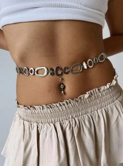 Princess Polly Lower Impact Hayter Chain Belt Silver Silver 11 Princess Polly Lower Impact Hayter Chain Belt Silver Silver -princess shop 0 0721f00e 5bbc 4c27 9780 573f782523b9 767x.progressive