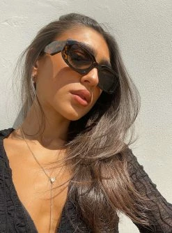 Princess Polly Summerside Sunglasses Tort Tort