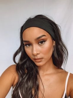 Princess Polly The Juney Headband Black Black -princess shop 1 0edb4a0c d7b5 458b 833d 83a537fce79c 1025x.progressive