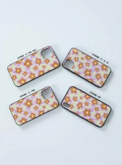 Princess Polly Botanica IPhone Case Yellow Floral -princess shop 1 115b334c f8a2 4daa b2da 244587b3cdca 767x.progressive