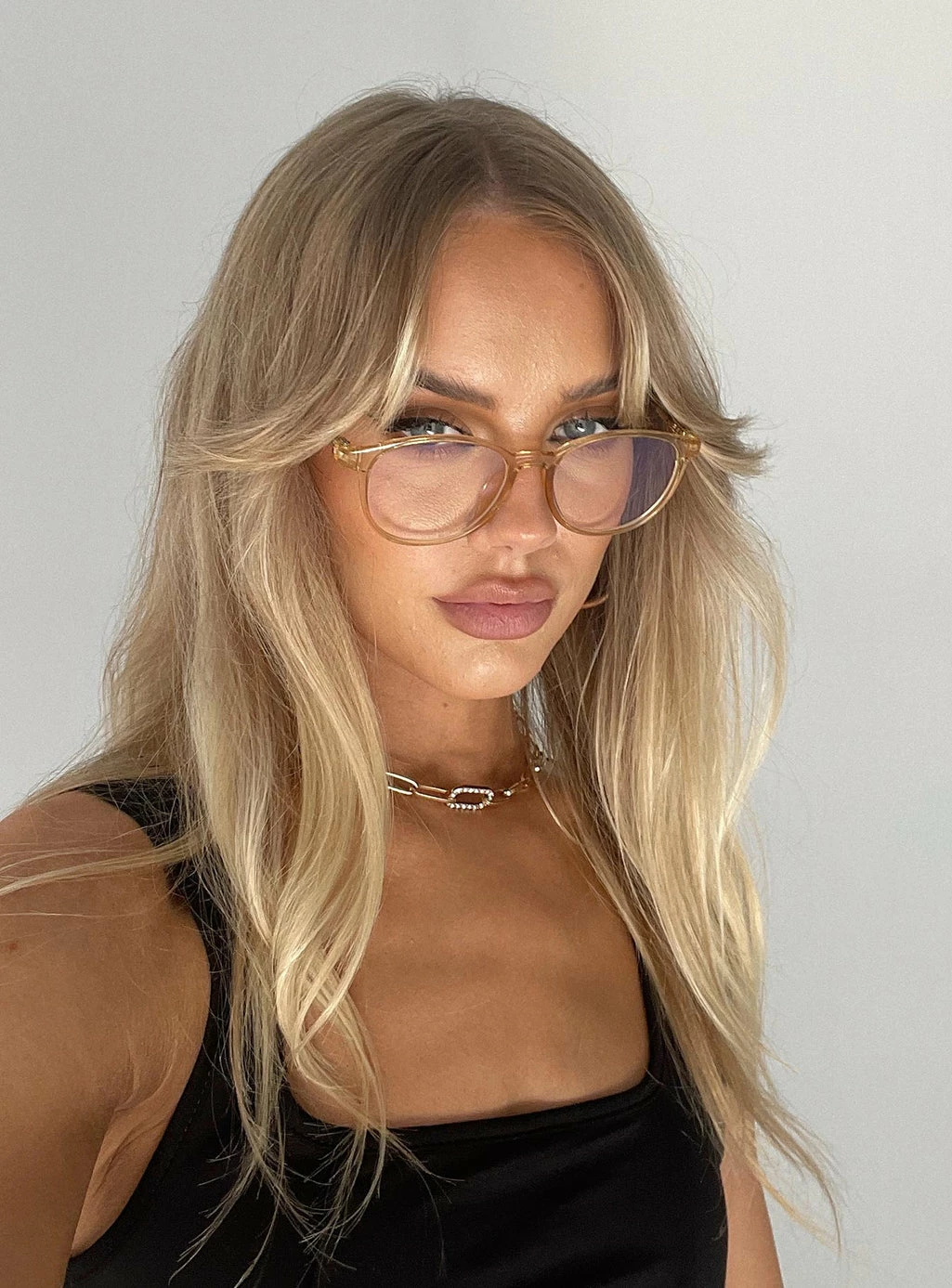 Princess Polly Buddy Holly Blue Light Glasses Pink 3 Princess Polly Buddy Holly Blue Light Glasses Pink