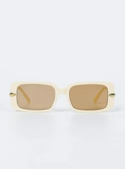 Princess Polly Solano Sunglasses Cream Cream -princess shop 1 4dfded6f ecaa 4c0f 9e62 1fdf5977af17 767x.progressive