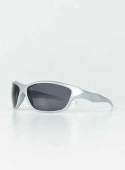 Princess Polly Sanz Sunglasses Silver / Black Silver / Black 11 Princess Polly Sanz Sunglasses Silver / Black Silver / Black -princess shop 2 4e7b434b c317 4c1a 9ace 3ff46975e8e4 1025x.progressive