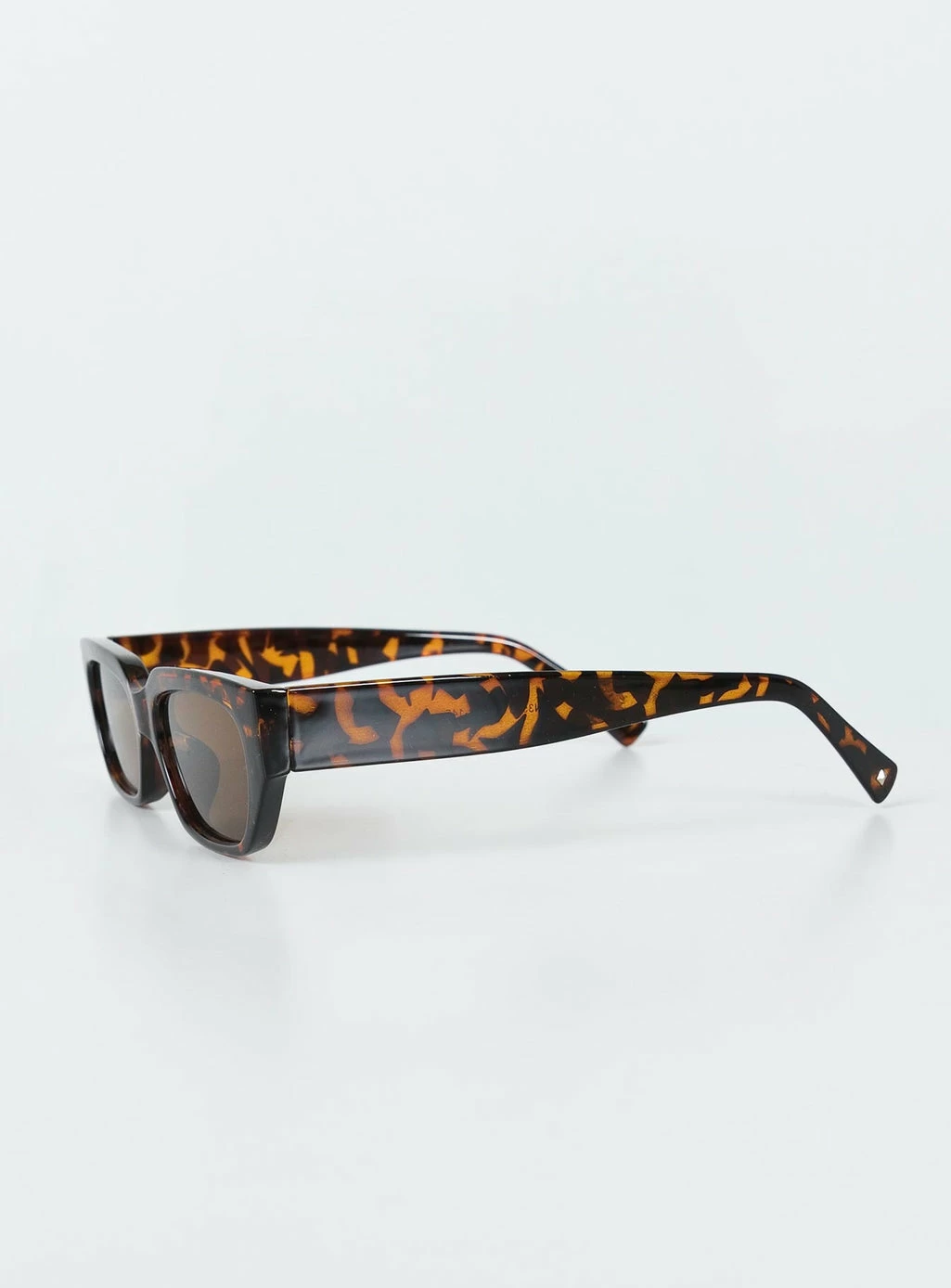 Princess Polly Winnick Sunglasses Tort Tort 5 Princess Polly Winnick Sunglasses Tort Tort - Image 3
