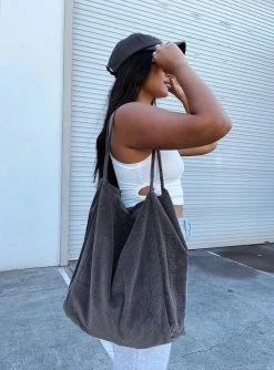 Princess Polly Jensen Tote Grey Grey -princess shop 3 a657b4e6 faee 433c 8efc 487e04154911 1025x.progressive