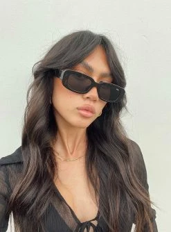 Princess Polly Creeper Sunglasses Tortoiseshell Tortoise -princess shop Creeper Sunglasses Tortoiseshell 2 1025x.progressive