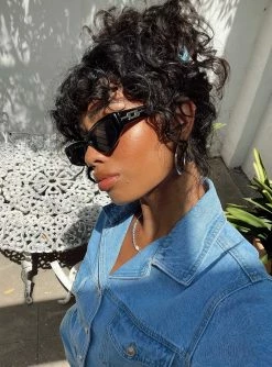 Princess Polly Durand Sunglasses Black Black -princess shop Durand Sunglasses Black 1 1025x.progressive