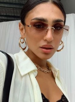 princess shop 11 Princess Polly Lower Impact Killing Me Softly Sunglasses Light Brown Light Brown