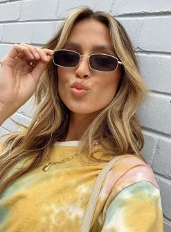 Princess Polly Nirvana Sunglasses Gold Gold -princess shop NirvanaSunglasses 1025x.progressive