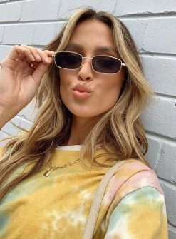 Princess Polly Nirvana Sunglasses Gold Gold -princess shop NirvanaSunglasses 767x.progressive