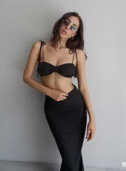 Princess Polly Nirvana Sunglasses Gold Gold -princess shop THE AVA SET BLACK NIRVANA SUNGLASSES 78431f65 534d 4079 9e3f 7a95a5c85de8 767x.progressive