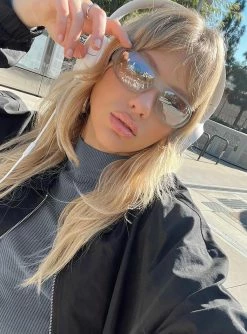 Princess Polly Enrico Sunglasses Chrome Chrome -princess shop enricochromesunglasses 1025x.progressive